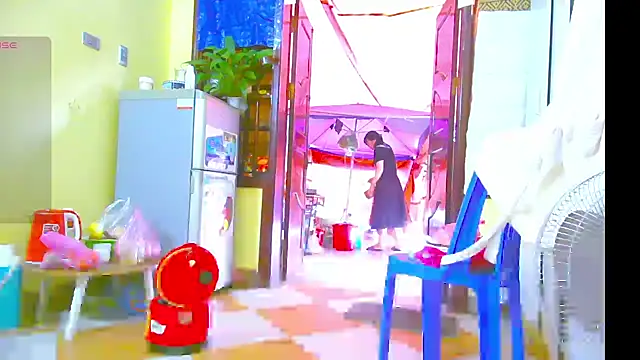 Love making online show from November 2025 04:27:02 AM