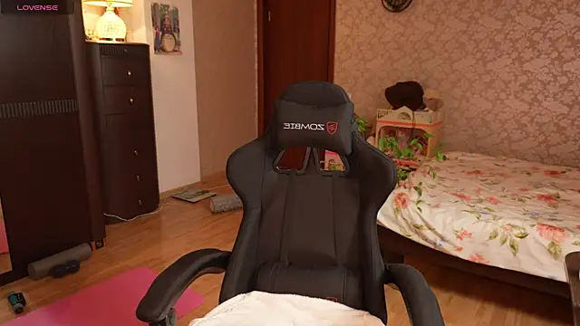 LunaLissa online show from October 2025 03:13:02 PM