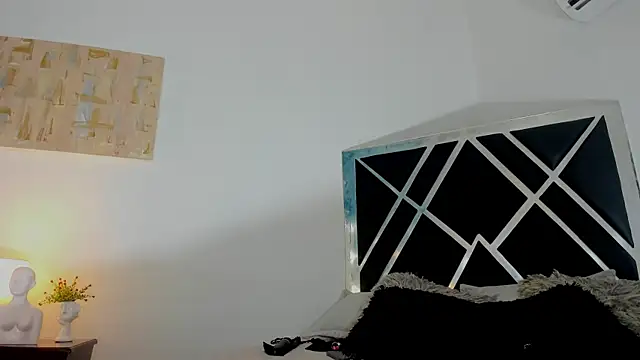 anahidolls online show from March 2025 04:03:01 PM
