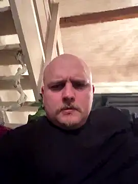 QueueFrenchie online show from November 2025 05:17:01 PM