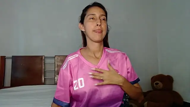 aleja rythm online show from March 2026 07:43:02 PM