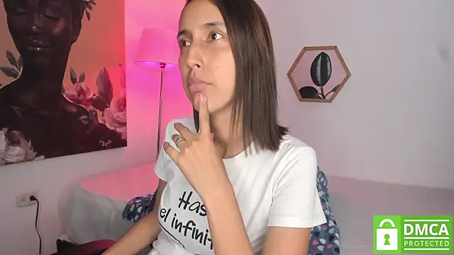 aleja rythm online show from October 2025 07:13:02 PM