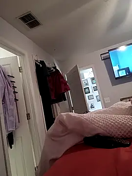 Localboi3 online show from November 2025 05:46:01 PM