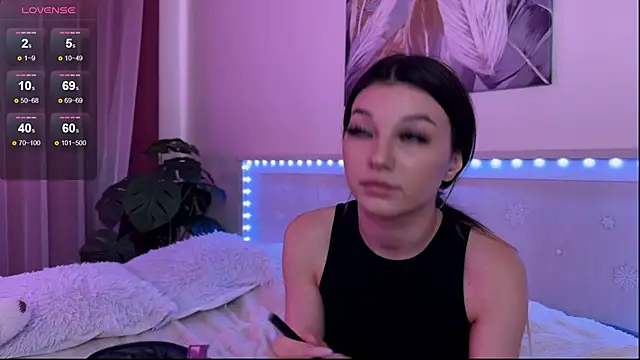 Veronica leal online show from June 2026 09:18:01 AM