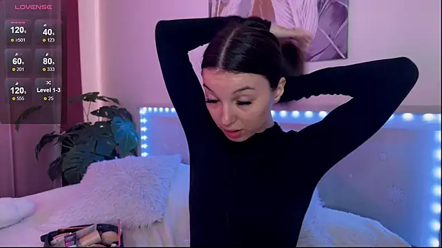 Veronica leal online show from July 2026 11:05:02 AM