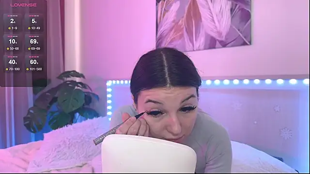 Snapshot of Veronica_leal chatting on April 2026 11:14:01 AM Veronica leal online show from April 2026 11:14:01 AM