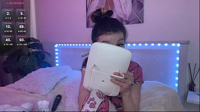 Veronica leal online show from March 2026 06:15:01 AM