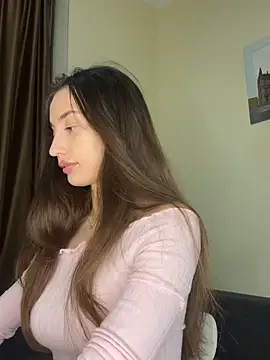 Snapshot of Polli_Kiss chatting on October 2025 06:54:02 PM Polli Kiss online show from October 2025 06:54:02 PM