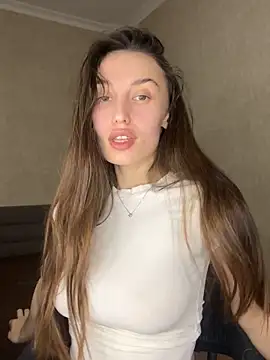 Snapshot of Polli_Kiss chatting on November 2025 08:42:01 PM Polli Kiss online show from November 2025 08:42:01 PM