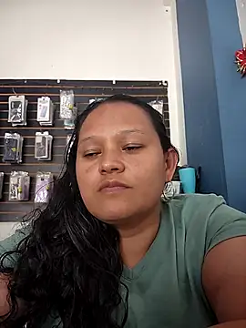 Chicapicante online show from April 2026 06:44:02 PM