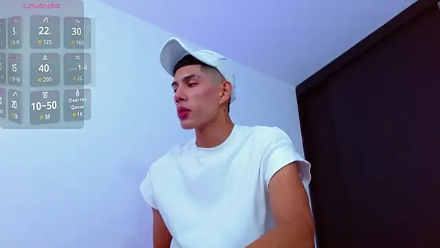 Valerio 20 online show from February 2025 08:11:01 PM