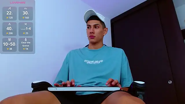 Valerio 20 online show from February 2025 08:23:02 PM