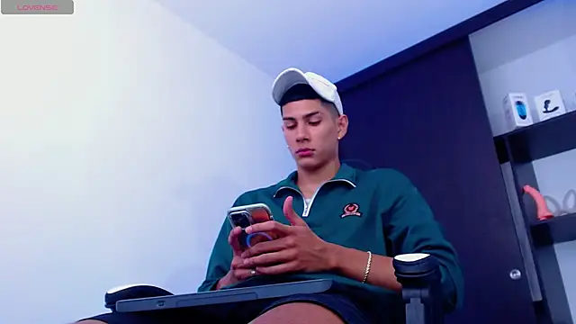 Valerio 20 online show from February 2025 06:30:01 PM