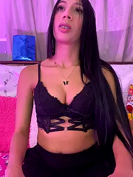 Lina10 online show from January 2026 07:18:02 PM