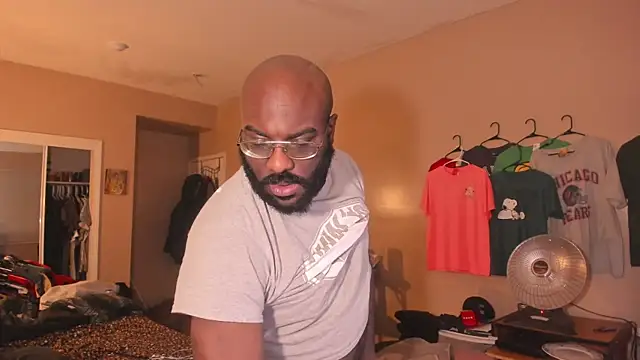 MrChuckDailyXXX online show from January 2026 07:46:02 AM