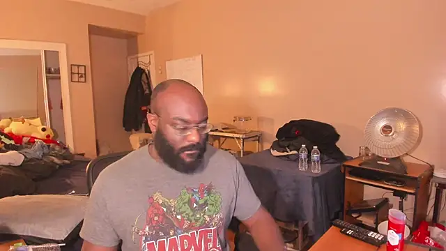 MrChuckDailyXXX online show from April 2026 03:18:02 AM