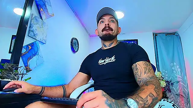 Adil aminn online show from February 2026 06:14:02 AM