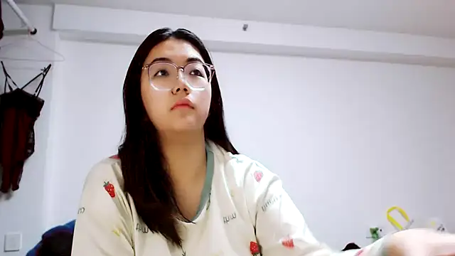 liu195874 online show from December 2024 03:31:02 PM