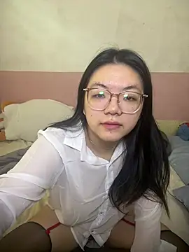 liu195874 online show from February 2026 07:30:02 AM