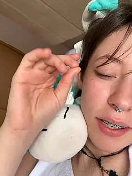  nobara   online show from February 2025 03:27:02 PM