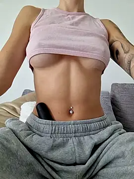 EileX official online show from January 2026 01:04:02 PM