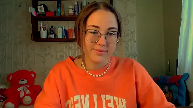 luxie milady online show from October 2025 08:37:02 AM