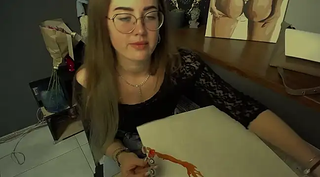 luxie milady online show from February 2025 04:36:01 PM