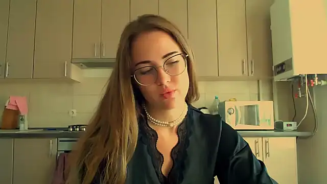 luxie milady online show from September 2025 07:46:02 AM