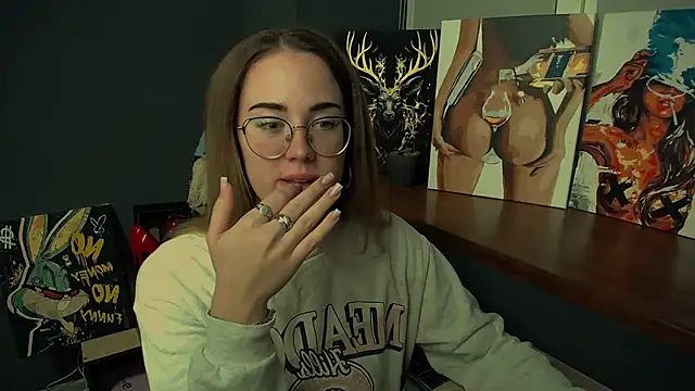 luxie milady online show from November 2025 01:58:01 PM