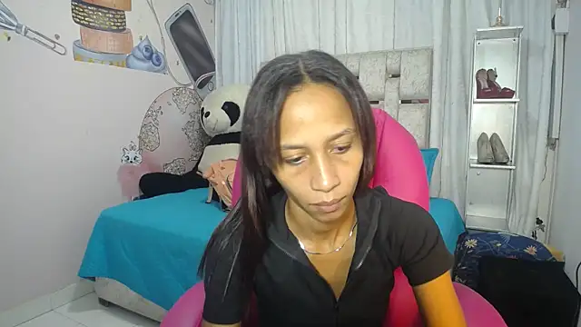 EMMA SWEETT1 online show from November 2025 06:34:02 PM