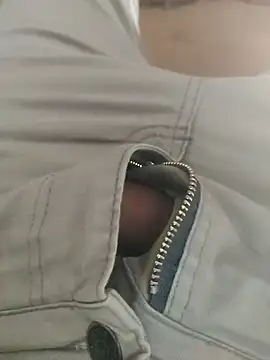 OLAJONES online show from May 2026 03:38:01 PM