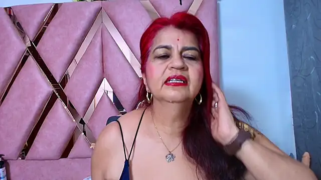 RoxetteMature online show from July 2026 12:15:02 PM