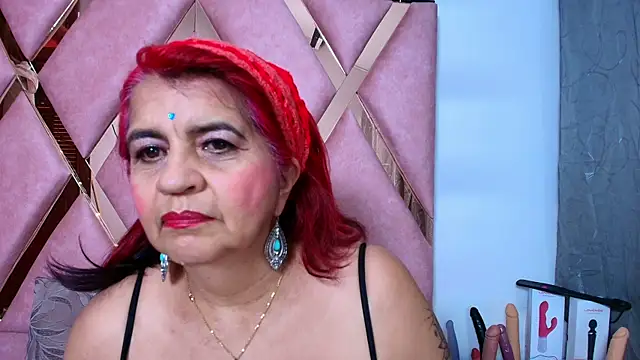 RoxetteMature online show from June 2026 03:34:01 AM