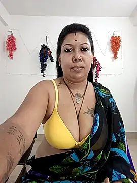 YOUR LOVELY-40 online show from November 2025 04:27:02 AM