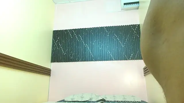 Thiago Summers online show from October 2025 03:12:01 PM