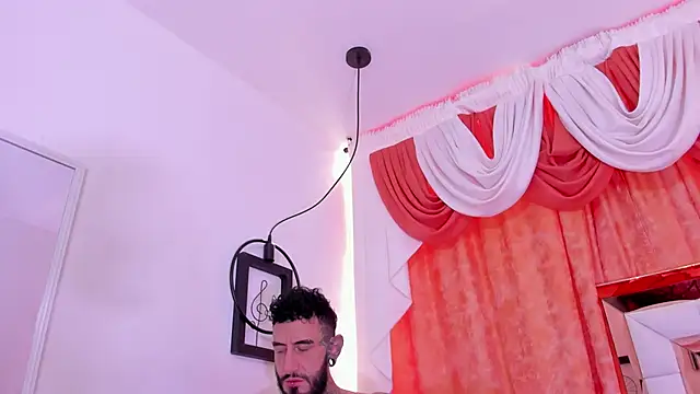 dilan scootk  online show from May 2026 07:41:02 PM