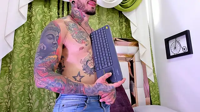 dilan scootk  online show from October 2025 07:24:02 PM