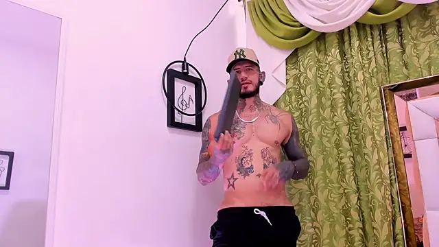 dilan scootk  online show from December 2025 07:45:01 PM