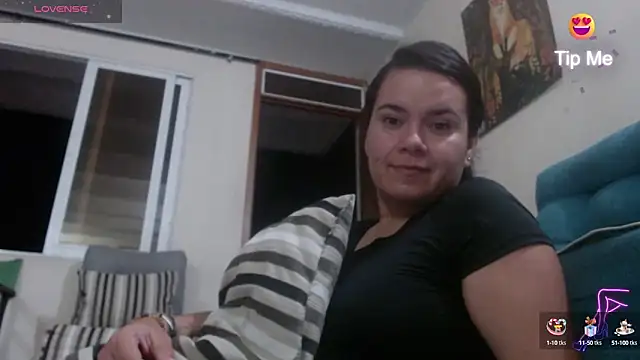 Snapshot of carlajames_ chatting on February 2025 09:31:02 PM carlajames online show from February 2025 09:31:02 PM