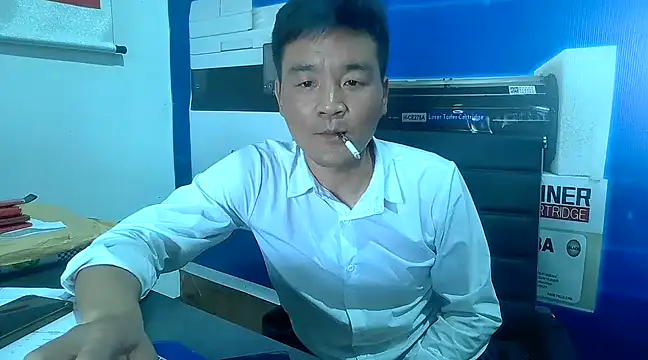 Snapshot of kisstoyousoon2024 chatting on March 2025 09:19:02 AM kisstoyousoon2024 online show from March 2025 09:19:02 AM