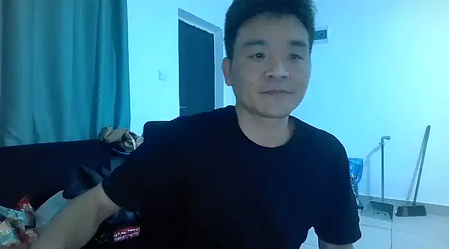 Snapshot of kisstoyousoon2024 chatting on March 2025 06:44:02 PM kisstoyousoon2024 online show from March 2025 06:44:02 PM