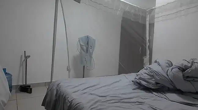 Snapshot of kisstoyousoon2024 chatting on March 2025 05:14:02 AM kisstoyousoon2024 online show from March 2025 05:14:02 AM