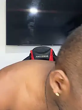 Destrozador415 online show from March 2026 09:28:01 PM