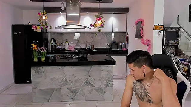 vicky wendy hot sexx online show from April 2026 04:15:01 AM