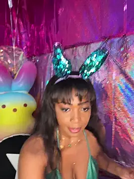 Blazerina online show from April 2026 05:08:02 PM