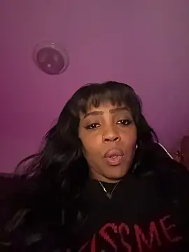 Snapshot of Blazerina chatting on December 2025 06:23:01 AM Blazerina online show from December 2025 06:23:01 AM