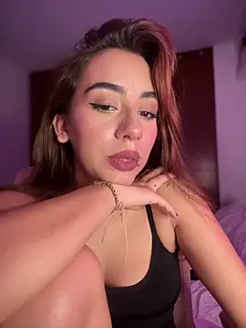 veronicaapink online show from September 2025 11:33:02 PM