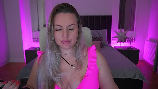 KiraCandyS online show from March 2026 08:59:01 PM