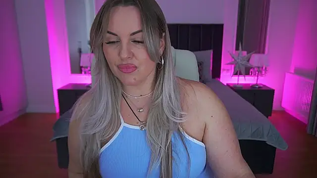 KiraCandyS online show from March 2026 09:44:01 PM