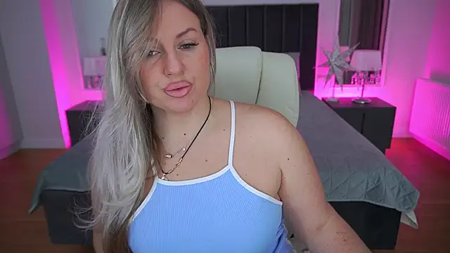 KiraCandyS online show from February 2026 10:09:01 PM